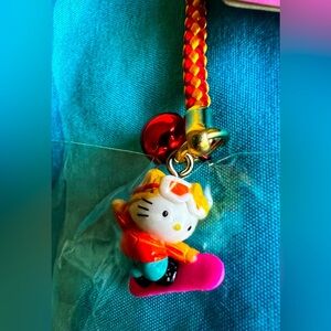 Rare New Hello Kitty Sanrio Netsuke Strap Charm Winter Snowboarding NWT
